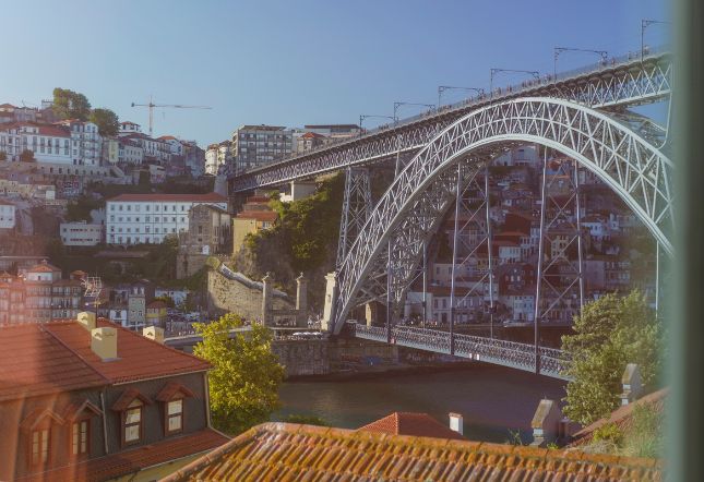 Rabelo Rooftop Restaurant Douro View Luis I bridge in Porto Gaia
