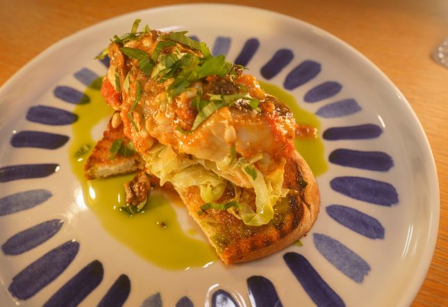 Rabelo Rooftop Restaurant in Porto Gaia Main Dishes